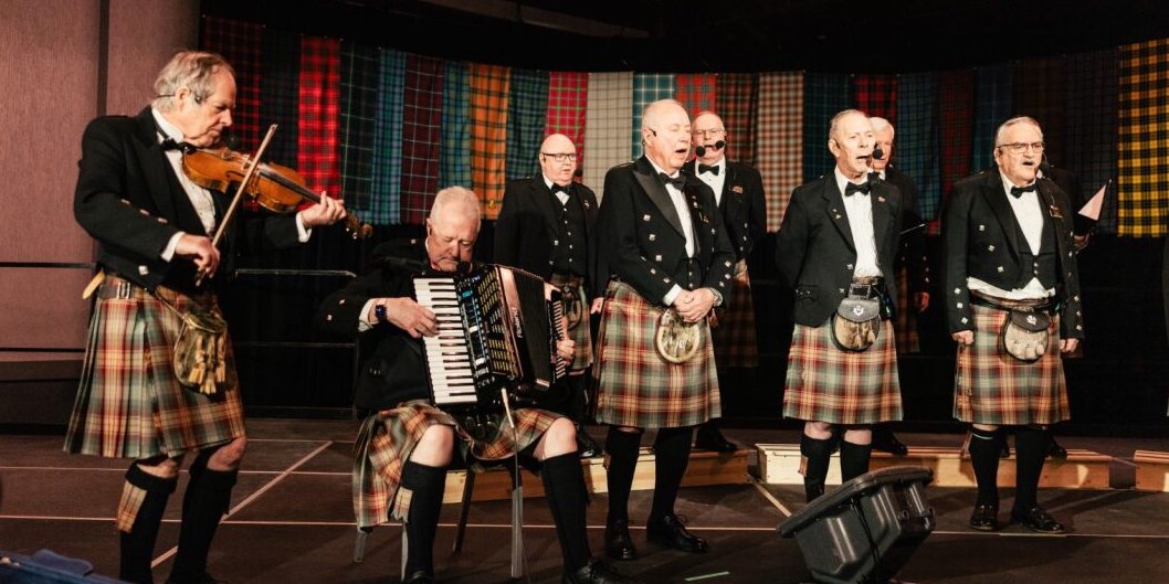 Burns Club Singers fiddle accordian 2025 cropped