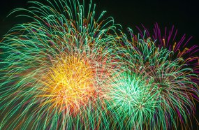 fireworks cropped Kohji Asakawa, Pixabay.com