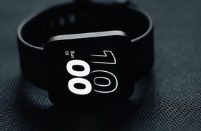 smartwatch Indra Abdurrahman, pixabay.com cropped